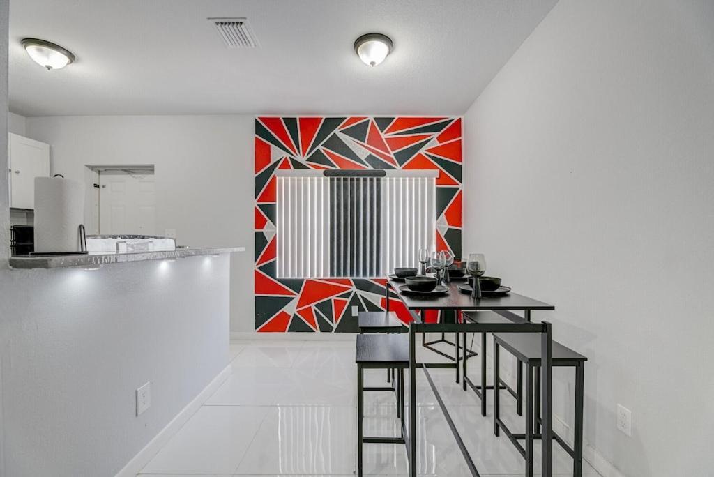 Deco Drive Miami • Near Hard Rock Stadium • South Beach • Wynwood Exterior foto